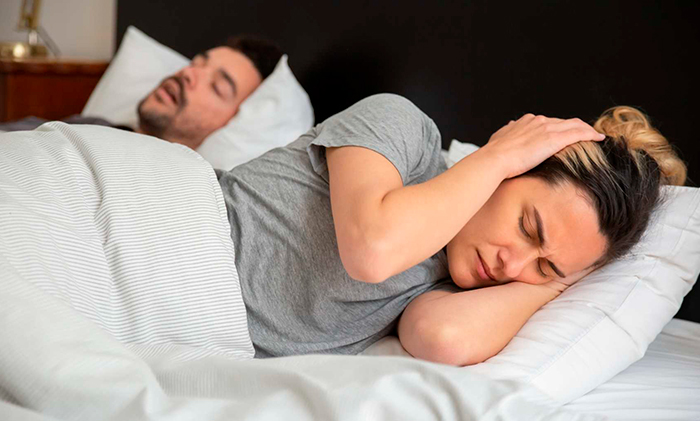 Como-hacer-que-una-persona-no-ronque